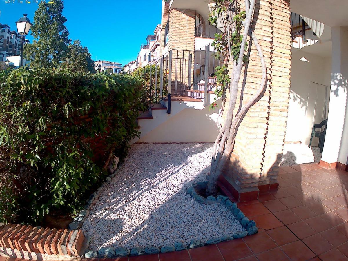 Home Star Vera Luaran gambar